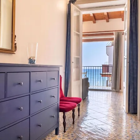 New Vista Mare Apartment *